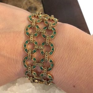 Costume jewelry bracelet